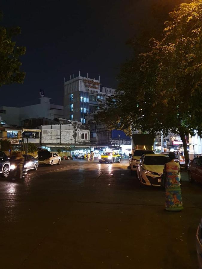 Baan Wualamphong บ้านวัวลำพอง Bangkok Eksteriør bilde